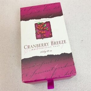 Asquith & Somerset Cranberry Breeze Moisturizing Soap 12oz